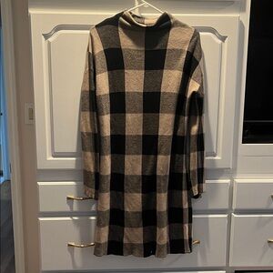 Cynthia Rowley Black and Tan Sweater Dress